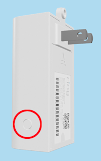 Illustration showing the location of the setup button on the right side of the Alarm Range Extender (1st Gen). 