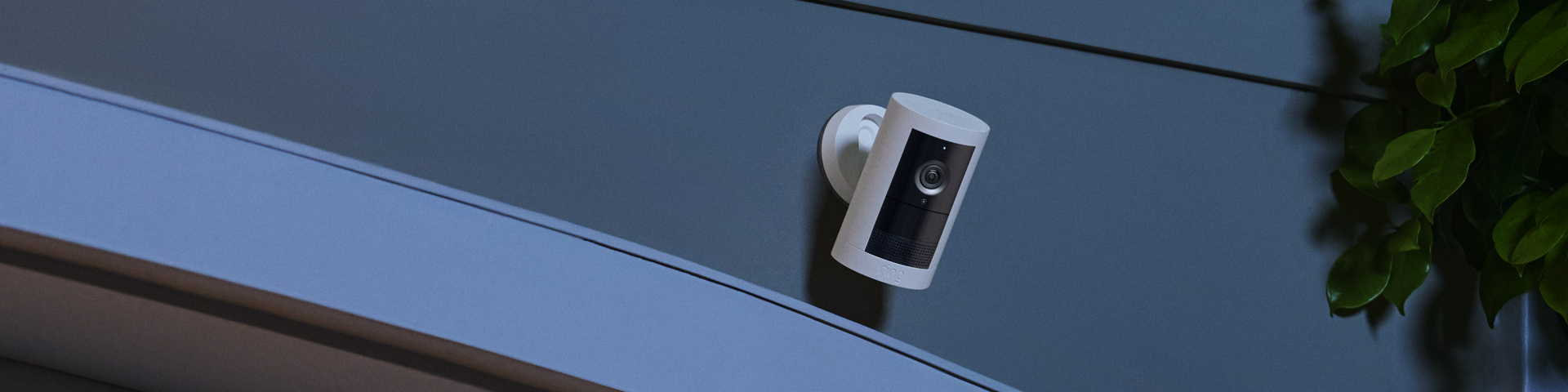Outdoor Cam Plus Plug-Inの設置について
