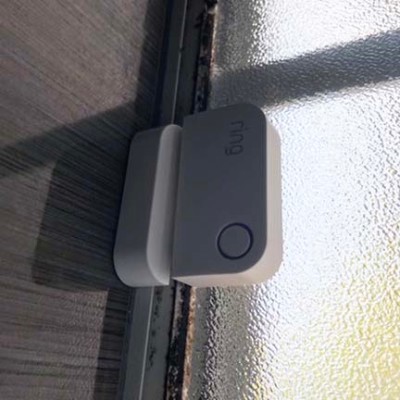 Contact Sensor (2nd Gen) mounted at right angle.